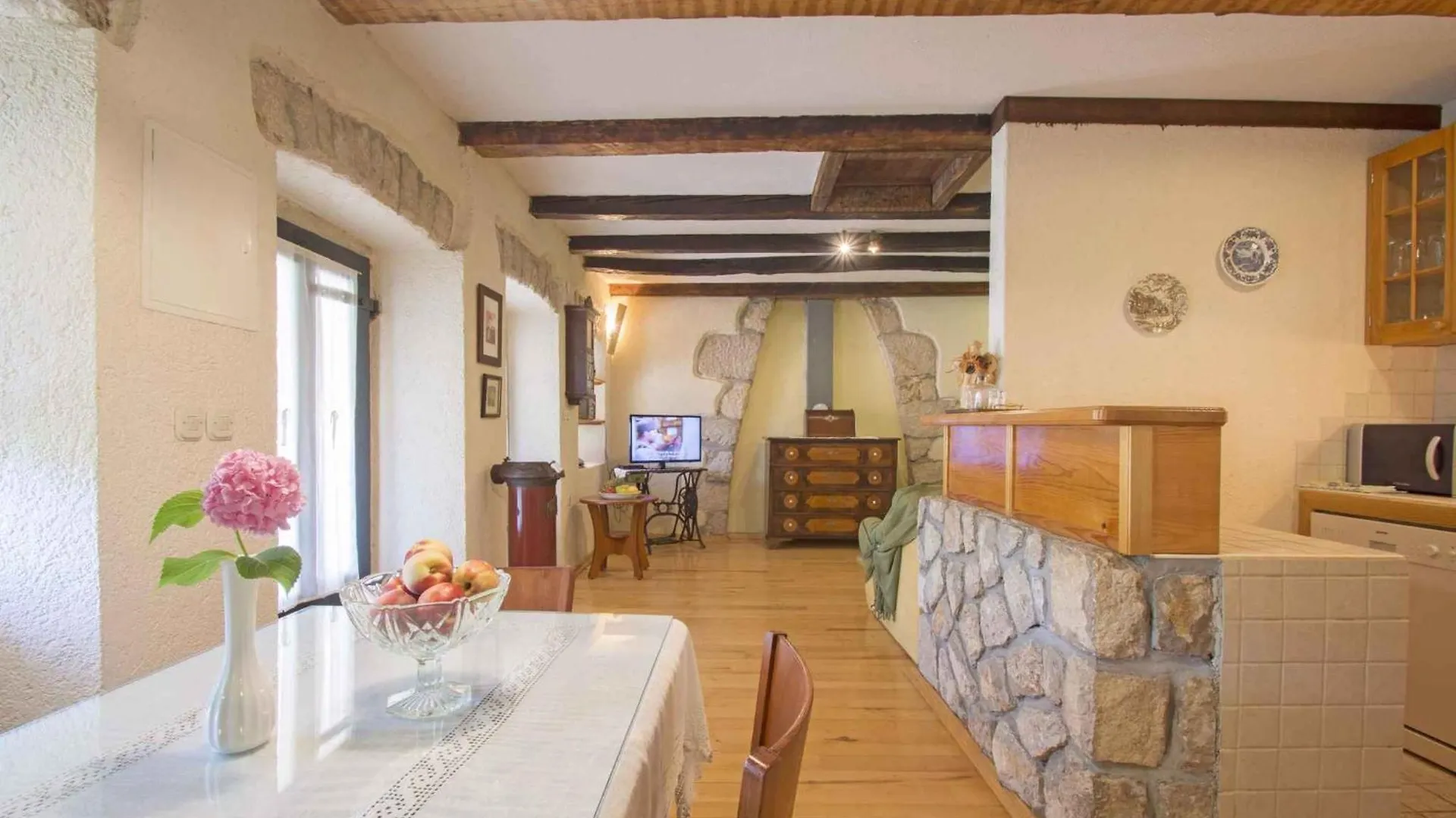 Grižane Holiday Home In Kostelj 39300