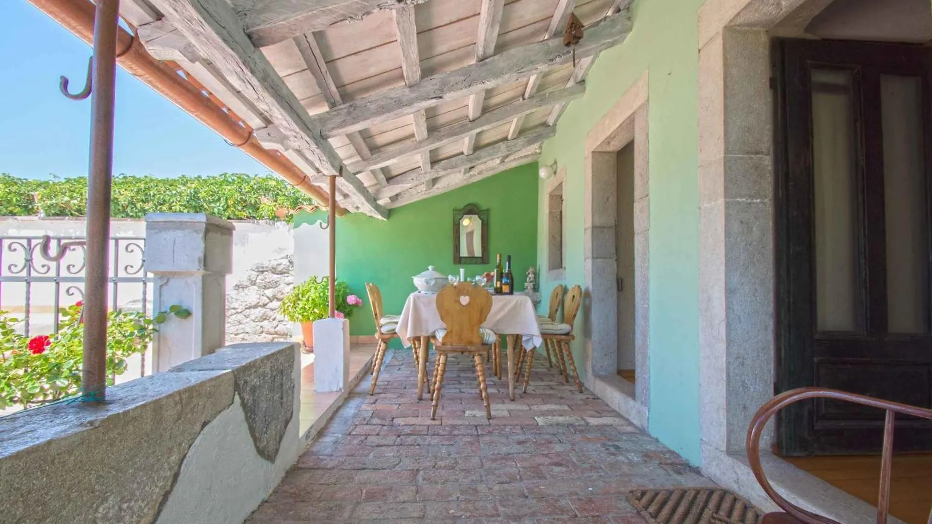 Holiday Home In Kostelj 39300 Grižane 0*,